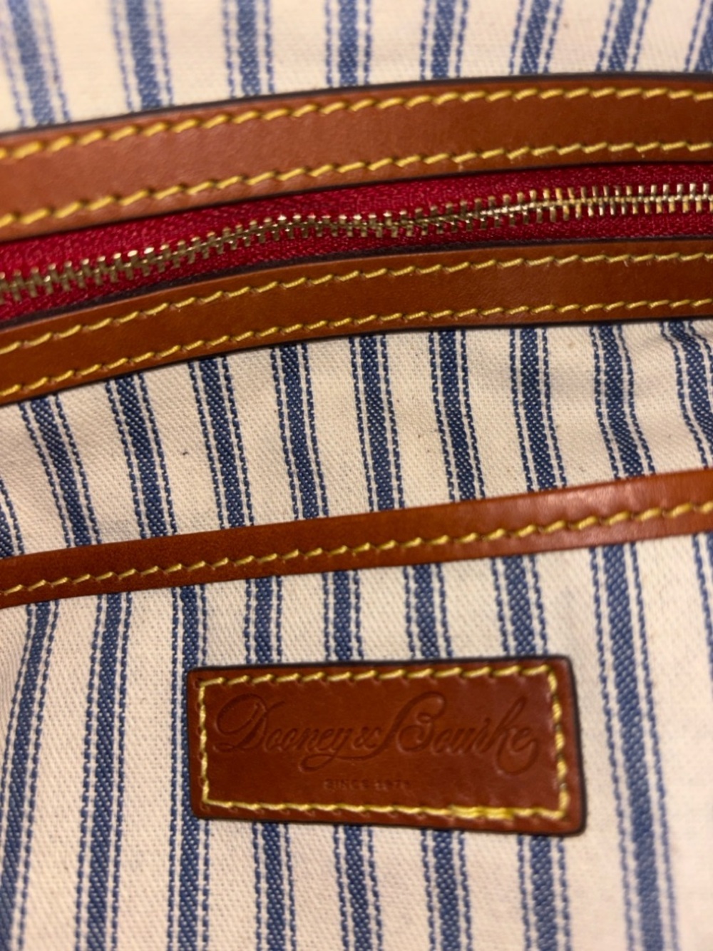 Dooney & Bourke Wayfarer Nylon Zip Tote Fuchsia accents Brown leather Trim NWT - Picture 3 of 12